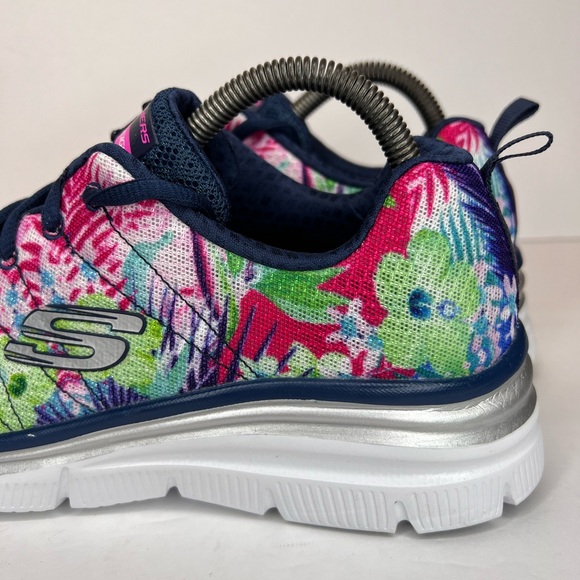Skechers Fashion-Fit Spring Essential Navy/Multi Floral 12708/NVMT Sz 8M NWT! - Picture 7 of 16